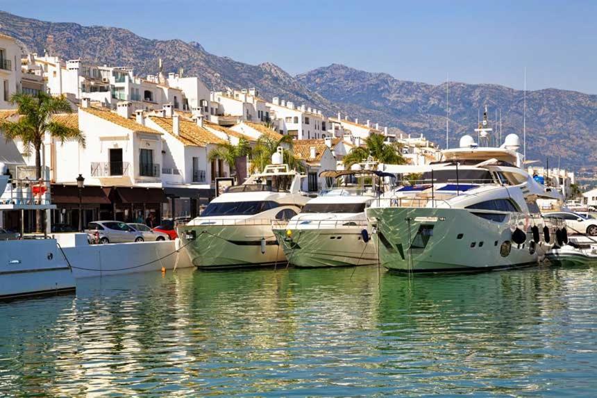 Beach & Puerto Banus Marbella Penthouse Exterior photo